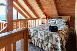 Suite | 2 bedrooms, Internet - Super View Smoky Mtn Log Cabin Pool Table Hot Tub (Sevierville)