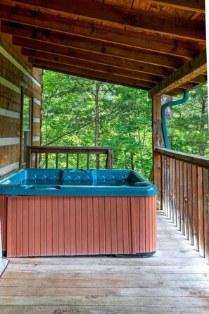 Suite | 2 bedrooms, Internet - Super View Smoky Mtn Log Cabin Pool Table Hot Tub (Sevierville)
