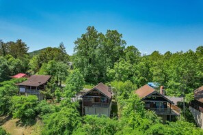 Suite | 1 bedroom, Internet - View Location Studio Log Cabin Hot Tub Fireplace (Pigeon Forge)
