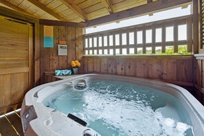 Suite - Location Smokies Log Cabin Hot Tub Fireplace (Pigeon Forge)