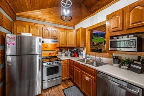 Suite - Quiet-hot Tub-fireplace-honeymoon-hiking-relax (Sevierville)