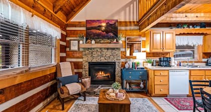 Hot Tub Pool Table Fireplace Views Relax