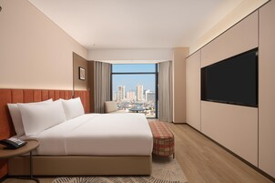 Quarto, 1 cama King | Wi-Fi de cortesia