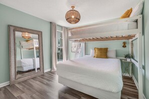 Room - Cotton Bayou Condo Boat Slip Water Views 2 Beddrooms (Orange Beach)