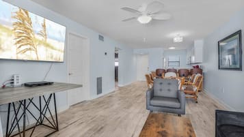 House | 2 bedrooms, Internet