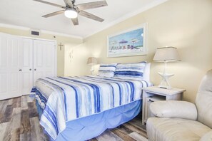 House | 2 bedrooms, Internet - Phoenix I 1047 Gulf-front 2 2 A Amenities (Orange Beach)