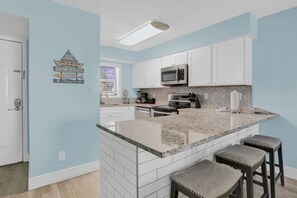 Apartment | 2 bedrooms, Internet - Seaside Beach Racquet 4210- Beachfront Pools 2 Bedrooms 2 Baths (Orange Beach)