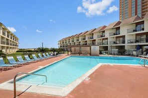 Apartment | 2 bedrooms, Internet - Gulfside Townhome 32 Two Bedrooms 2 5 Baths Townhouse w Pool (Gulf Shores)
