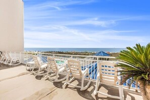 Room - Sugar Beach153- 4 Pools Two Bedrooms 2 Baths Beach-side (Orange Beach)