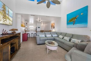 House - Portside 304 Deeded Boat Slip w Lift Water View (Orange Beach)
