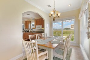 House | 5 bedrooms, Internet - Blue Lagoon Beach House (Gulf Shores)