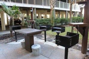 Apartment - Sandpiper 1C- Stylish Gulf-side Affordable (Gulf Shores)