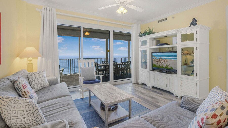 Regency Isle 711 2 BR 2 5 BA Sleep 8 Gulf-front