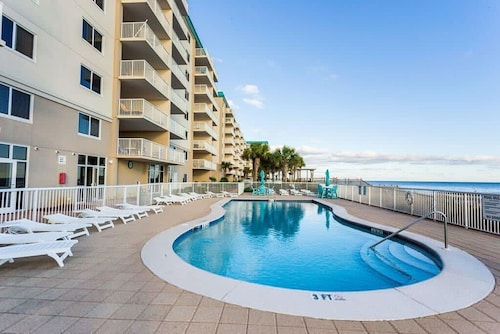 Sandy Key 635 2 BD 2BH 6th Floor