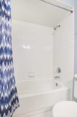 House | 2 bedrooms, Internet - Sea Oats 102c- Beach View Pool 25 Steps to Beach (Gulf Shores)
