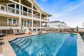 House - The Gayosa House 9BR Beachfront Oasis With Private Pool Hot Tub (Orange Beach)