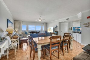 House - Admirals Quarters 508- Luxury Beachfront Condo 3 Bedrooms 3 Baths 5th Floor (Orange Beach)