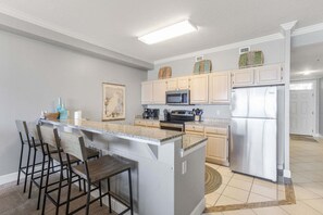 Apartment - Grand Pointe 313- Gulf Front 3 Bedrooms 3 5 Baths 3rd Floor Huge Balcony (Orange Beach)