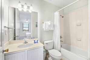 3 bedrooms, Internet - Grand Pointe 411 3 Bedrooms 3 and a Half Baths Direct Beach Front (Orange Beach)