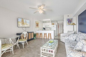 Apartment | 1 bedroom, Internet - Tradewinds 602- Beachfront Heated Indoor Pool Sleeps 6 (Orange Beach)