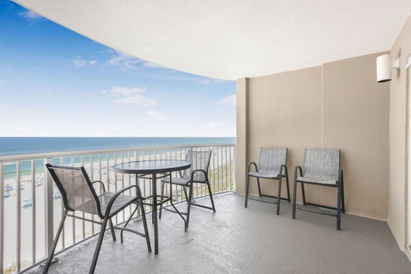 Tradewinds 602- Beachfront Heated Indoor Pool Sleeps 6 - Adventure Island, Orange Beach