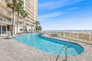 House - Admirals Quarters 1402- Beachfront 3 Bedrooms 3 Baths Sleeps 8 (Orange Beach)