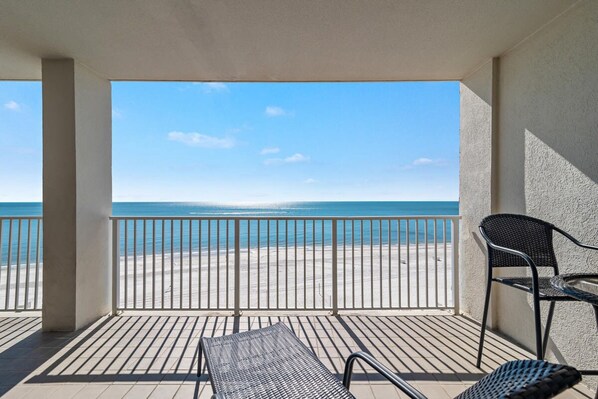 BBQ/picnic area - Windward Pointe 804- Sleeps 10 Beachfront Resort Amenities (Orange Beach)