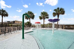 House - Seawind 1208 Beach Front Zero Entry Pool (Gulf Shores)