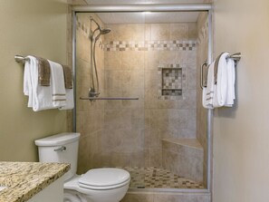 House - Emerald Key 603 Beachfront Balcony 6th Floor Corner Unit (Orange Beach)