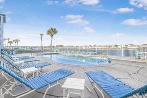 Apartment - Dolphin Harbor 1B Bay Beach Access Sleeps 10 Three Bedrooms 3 Baths (Orange Beach)