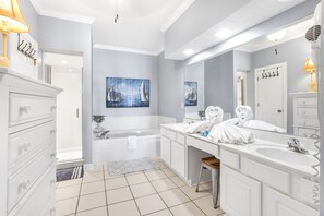 3 bedrooms, Internet - Dolphin Harbor 1B Bay Beach Access Sleeps 10 Three Bedrooms 3 Baths (Orange Beach)