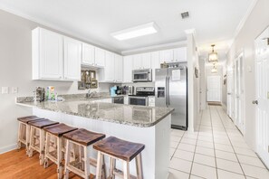 Apartment - Dolphin Harbor 1B Bay Beach Access Sleeps 10 Three Bedrooms 3 Baths (Orange Beach)