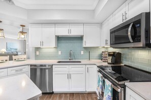 House - Windward Pointe 303 Ideally Located on 3rd Floor (Orange Beach)