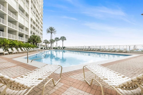 Pelican Pointe1204 3BR 2BA Gulf-front