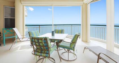 Beach Colony Resort 12 D Sleeps 10 3 Bedrooms 3 Baths Beach Front