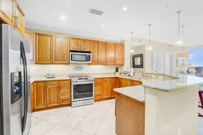 Apartment - Bel Sole 1102 Spacious Water View Beach Access (Gulf Shores)