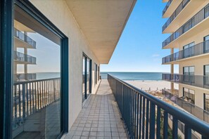 House - Palms 404- 4th Floor Corner-unit Beachfront 3 Bedrooms 3 Baths Sleeps 8 (Orange Beach)