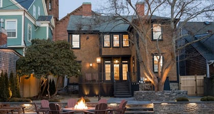 The Whale Suite Historic Coastal Luxury Newport