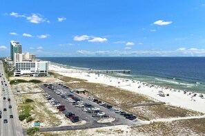 1 bedroom, Internet - Grand Caribbean 201- Beach bay View 1 BR w Bunk (Orange Beach)