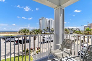 1 bedroom, Internet - Grand Caribbean 201- Beach bay View 1 BR w Bunk (Orange Beach)
