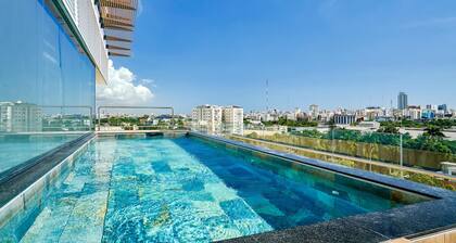 2BR The City Center Dtown Pool Gym Nearcecilip