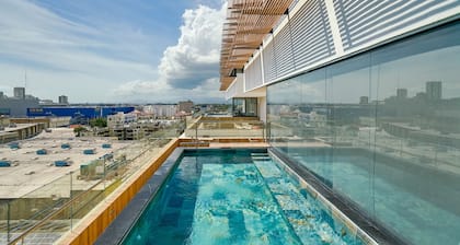 2BR The City Center Dtown Pool Gym Nearcecilip