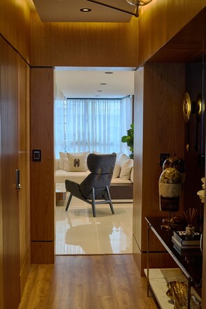 House | 4 bilik tidur 