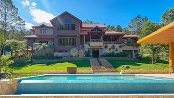 Biệt thự | 4 phòng ngủ