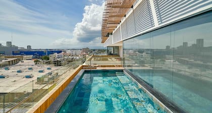 Peaceful Retreat Downtownsd Hottub Gym Family