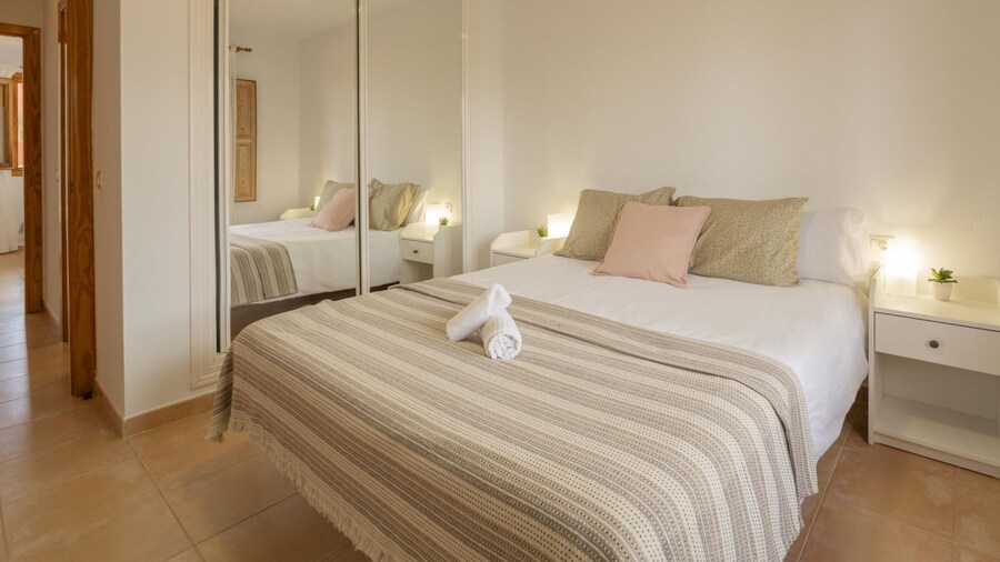 La Mareta Cozy Apartment With Pool