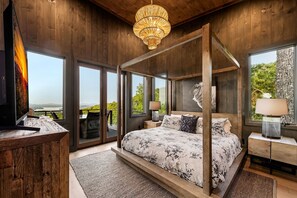 4 habitaciones, tabla de planchar con plancha, wifi y ropa de cama 
