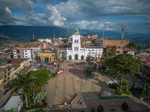 Aerial view - Hotel Galería Plaza (Santa Bárbara)