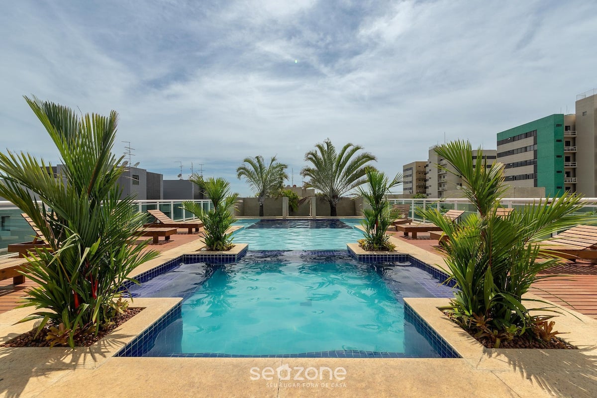 ベーシック アパートメント | プール