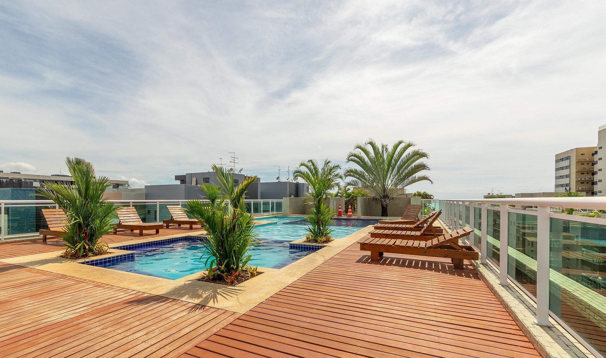 Apartamento básico | Piscina | Piscina externa